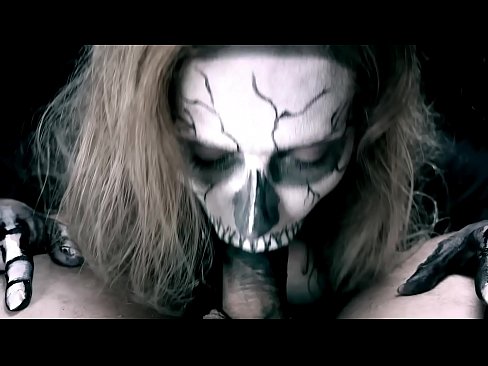 ❤️ Demona knabino suĉanta kokon per sia nigra buŝo kaj glutante kumon. ❌ Porno ĉe porno eo.sexarxiv.ru ☑